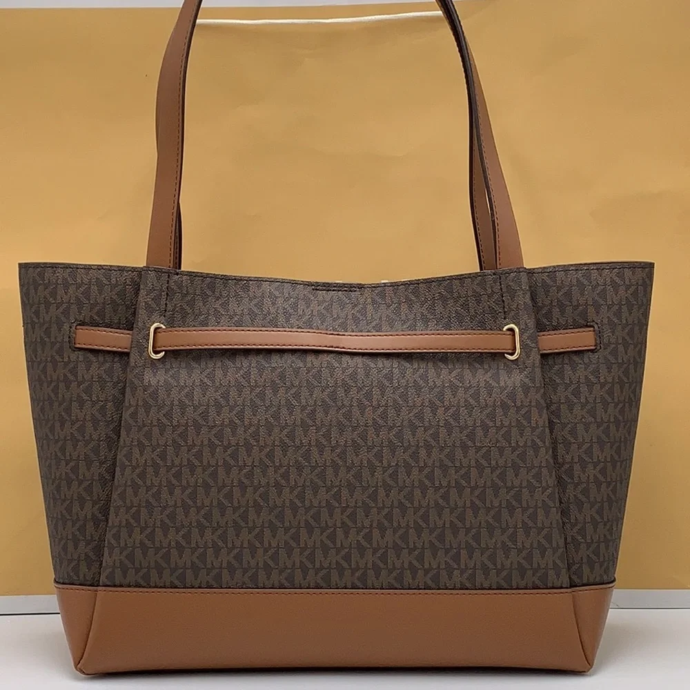 MICHAEL KORS REED  Large BELTED Logo Tote Bag BROWN SIGNATURE COLOR
